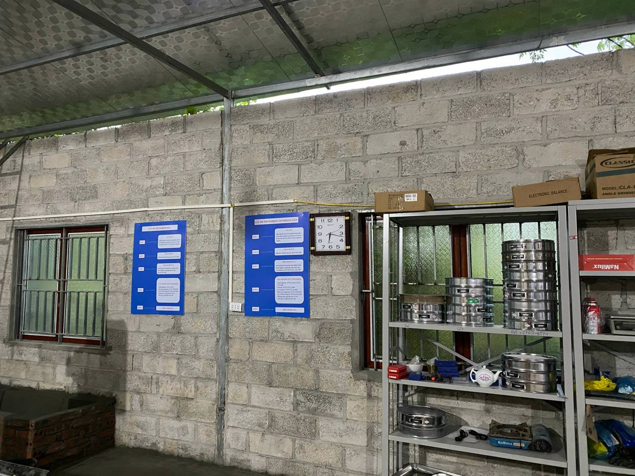 Ảnh phòng thí nghiệm và thiết bị 2