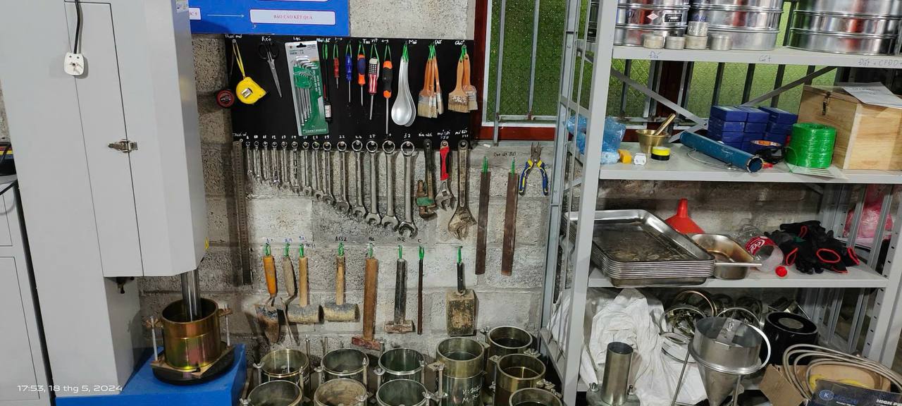 Ảnh phòng thí nghiệm và thiết bị 3